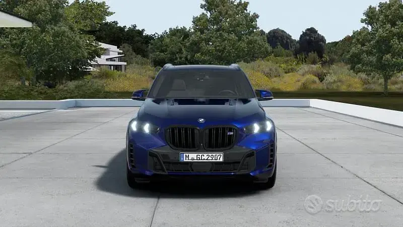 Nuova BMW X5 M M Sport 530 CV (389 kW) 2026 Bluazzurro SUV