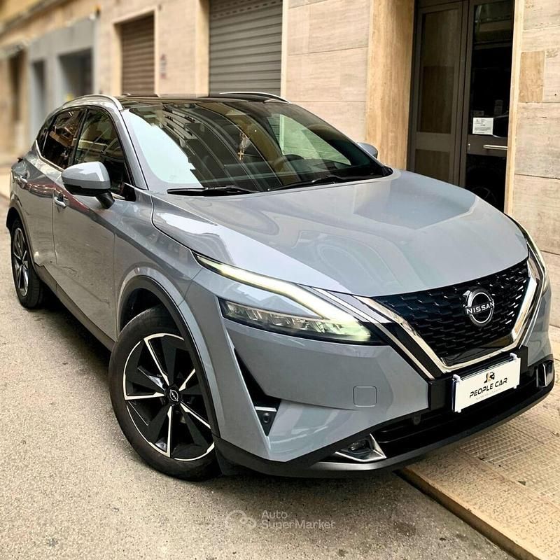 Usata Nissan Qashqai Tekna 140 CV (102 kW) 2022 Grigio SUV