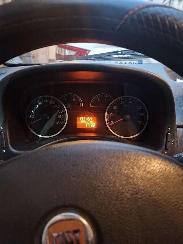Usata Fiat Punto Classica 60 CV (44 kW) 2010 Utilitaria