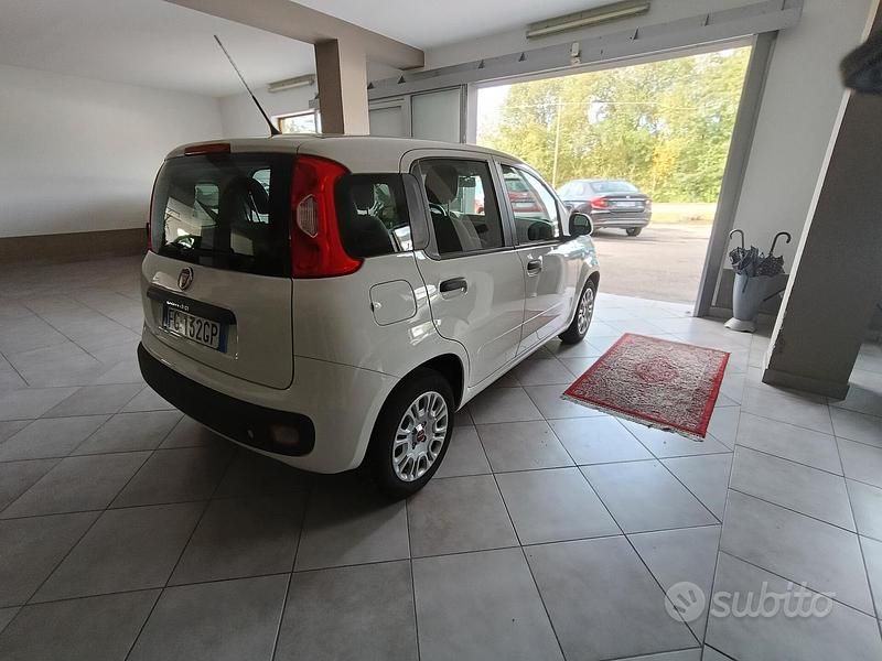 Usata Fiat Panda Easy 69 CV (50 kW) 2016 Bianco Utilitaria