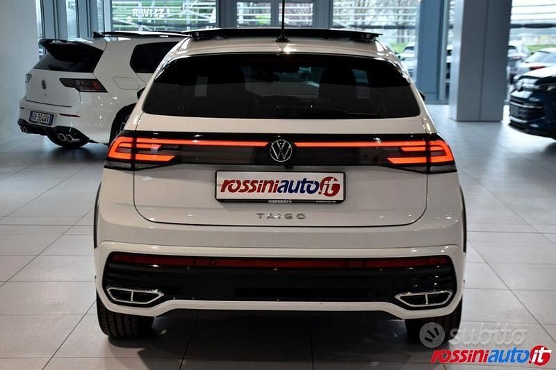 Begagnad VW Taigo R-line Plus 116 HK (85 kW) 2024 Vit SUV