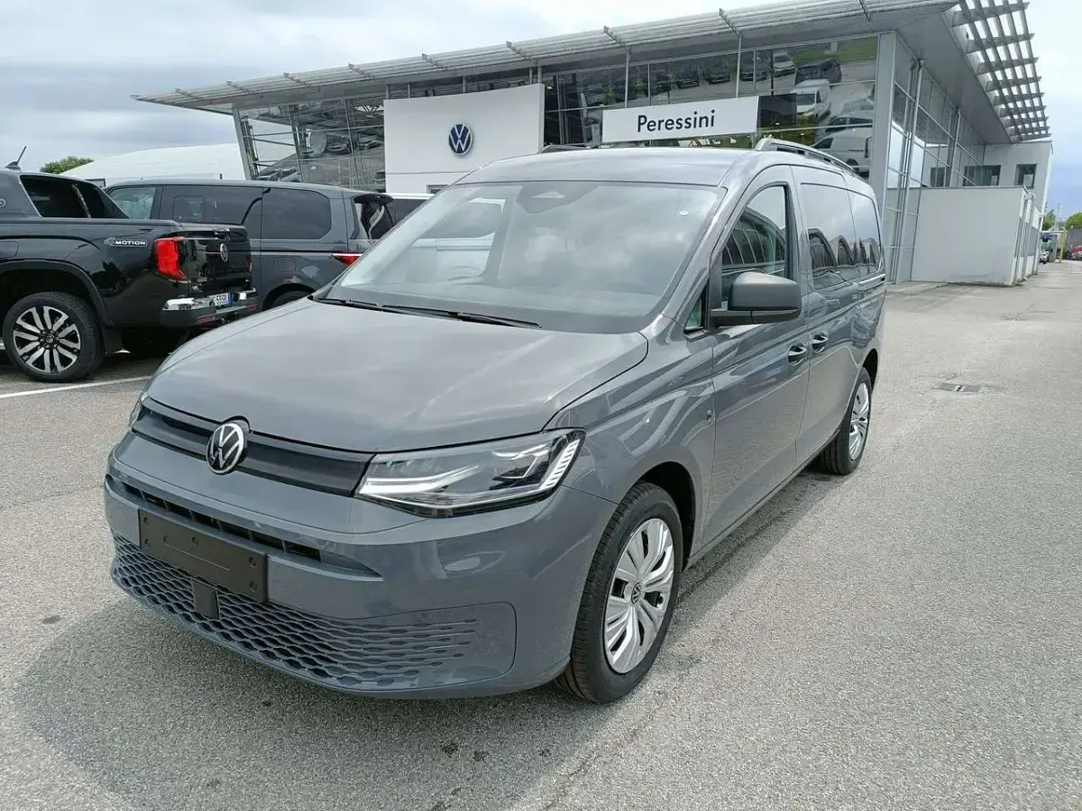 Nuova VW Caddy Maxi 102 CV (75 kW) 2026 Pure grey Monovolume