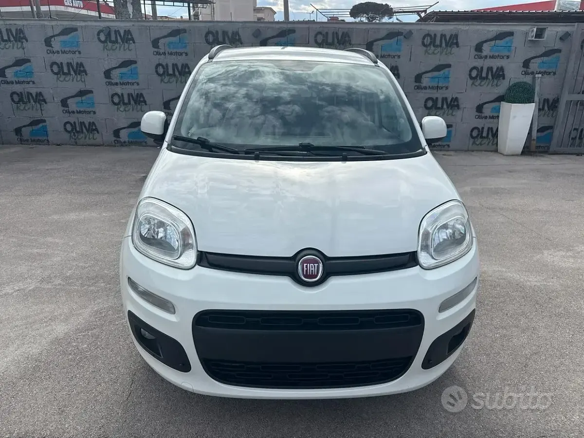 Usata Fiat Panda Lounge 80 CV (58 kW) 2014 Bianco Utilitaria