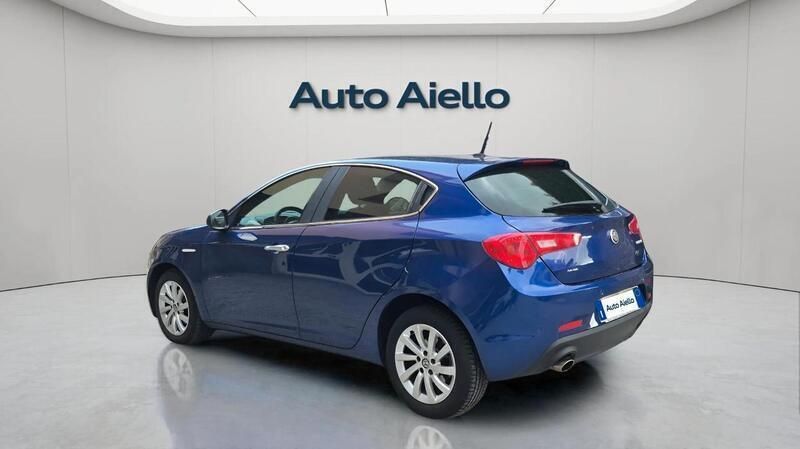 Usata Alfa Romeo Giulietta Super 120 CV (88 kW) 2018 Blu Utilitaria