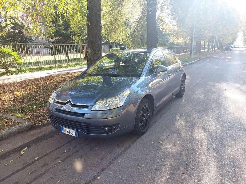 Blu/azzurro Usata 2008 Citroën C4 Elegance Berlina | 2600 € (Buon prezzo) - Immagine 1/4
