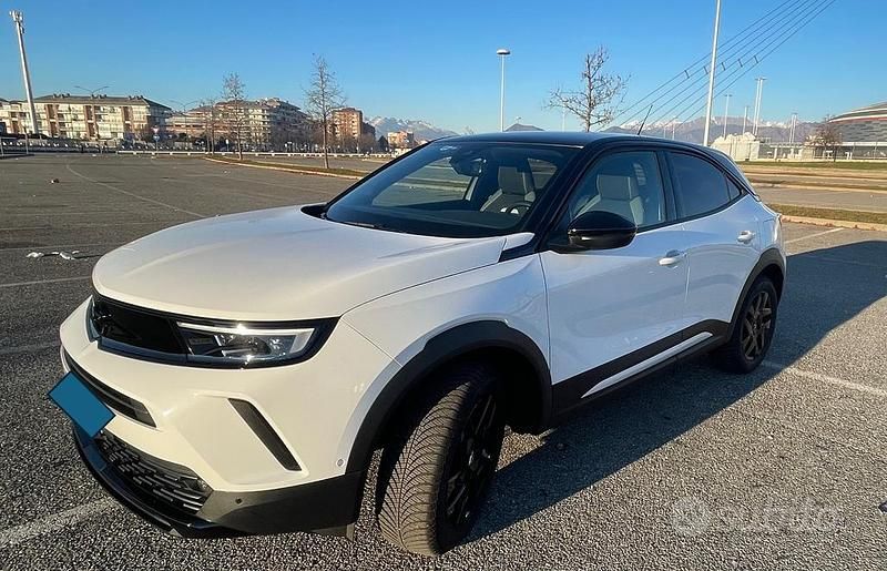 Usata Opel Mokka S 131 CV (96 kW) 2024 Bianco SUV