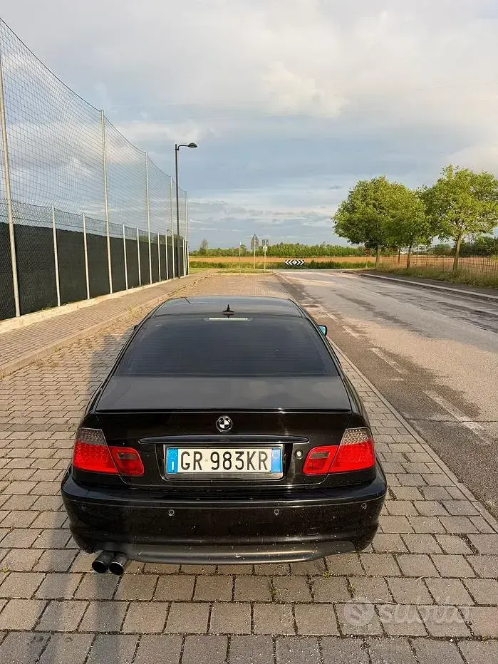 Usata BMW 330 Performance 231 CV (169 kW) 2004 Nero Coupé