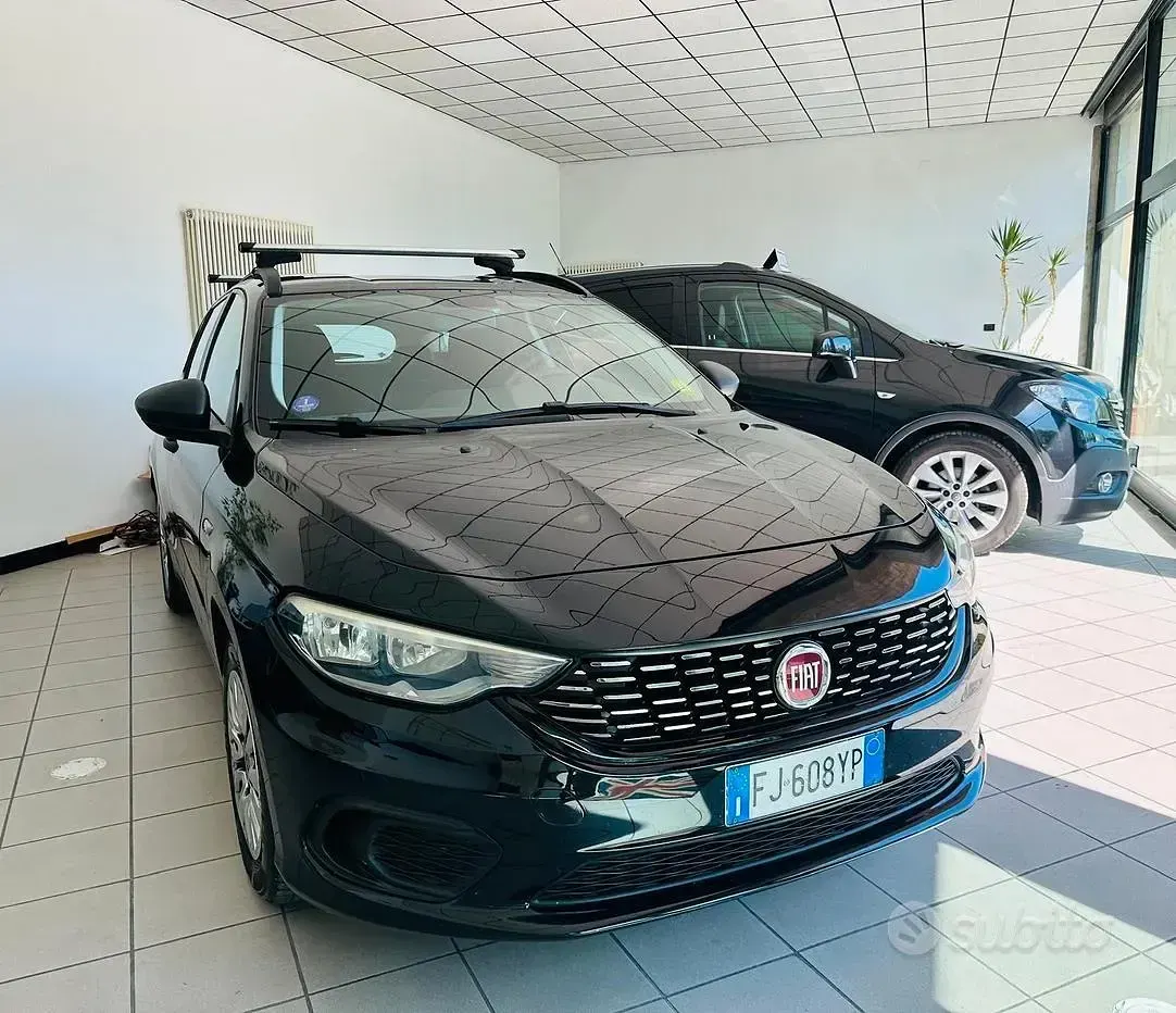 Usata Fiat Tipo Easy 95 CV (69 kW) 2017 Station wagon