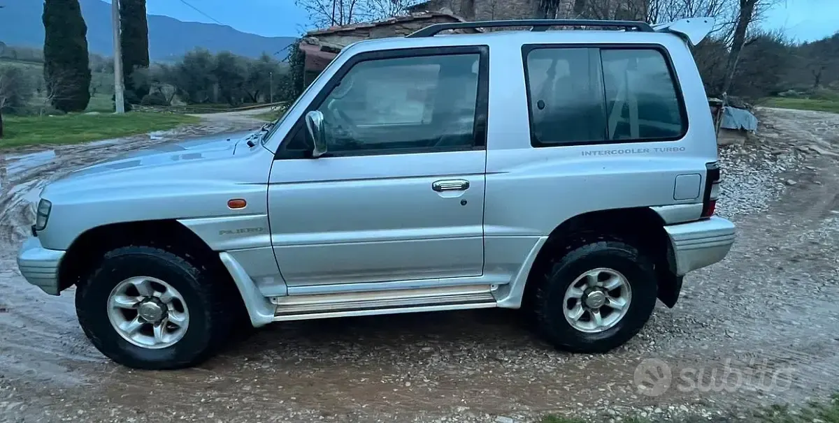 Usata Mitsubishi Pajero 100 CV (73 kW) 1998 SUV