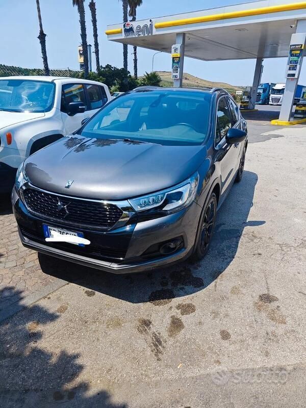 Grigio Usata 2016 DS Automobiles DS4 Crossback SUV | 14.500 € (Buon prezzo) - Immagine 1/4