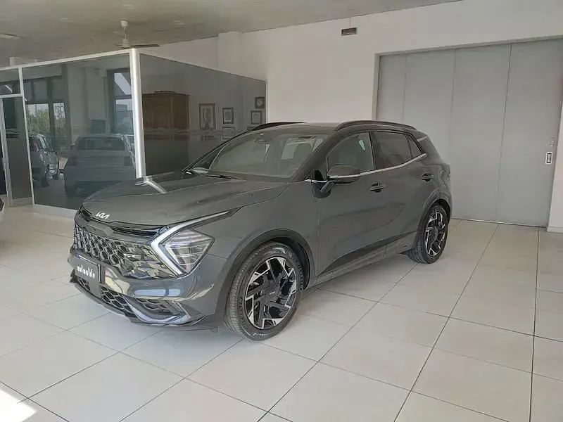 Usata Kia Sportage GT-Line 136 CV (100 kW) 2024 Grigio scuro SUV