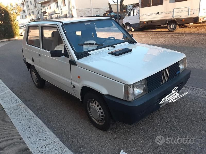 Usata Fiat 750 1988 Bianco Berlina