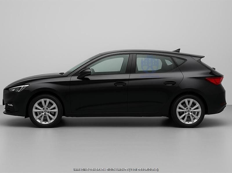 Usata Seat Leon Style 90 CV (66 kW) 2022 Nero Utilitaria