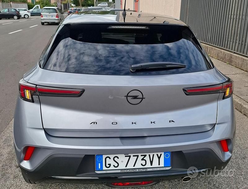 Usata Opel Mokka GS Line 101 CV (74 kW) 2024 Grigio SUV