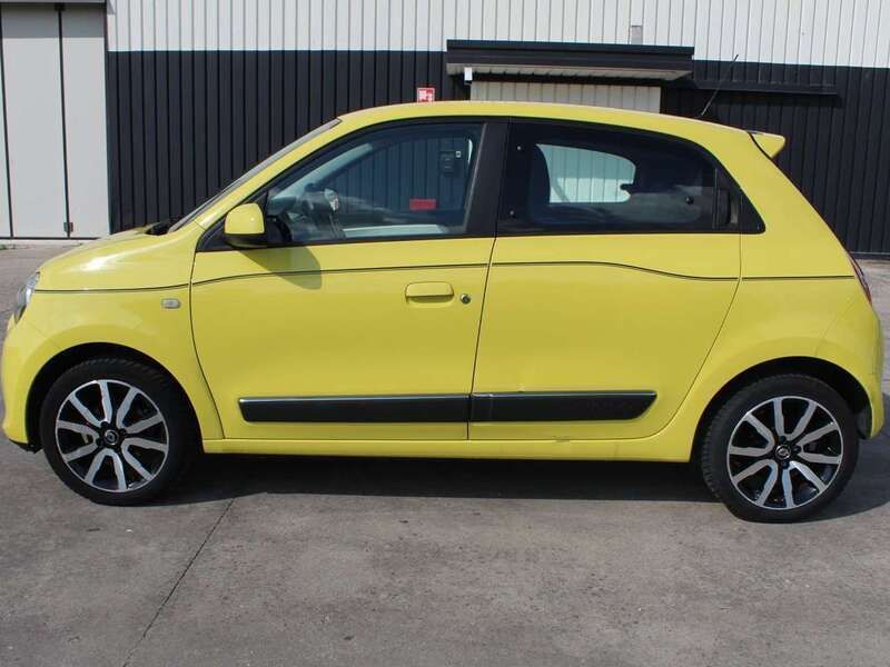 Usata Renault Twingo SE 71 CV (52 kW) 2014 Giallo Utilitaria
