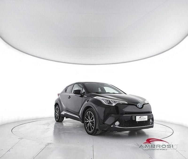 Usata Toyota C-HR Lounge 122 CV (89 kW) 2017 Nero SUV
