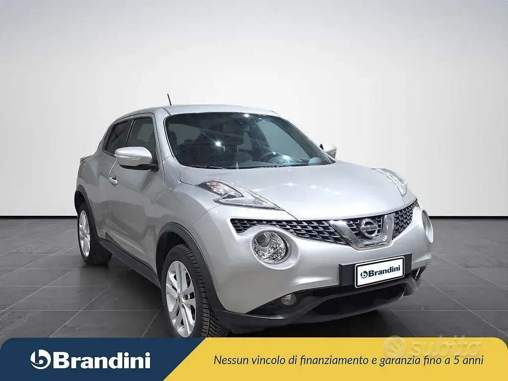 Usata Nissan Juke Tekna 110 CV (80 kW) 2018 Grigio SUV