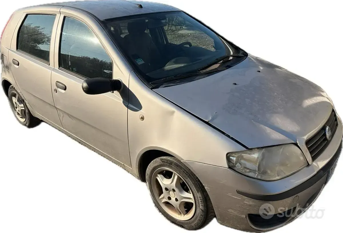 Usata Fiat Punto 69 CV (50 kW) 2004 Grigio Utilitaria