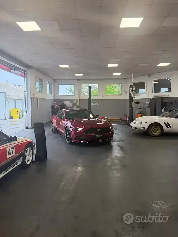 Usata Ford Mustang Fastback 290 CV (213 kW) 2019 Rosso Coupé