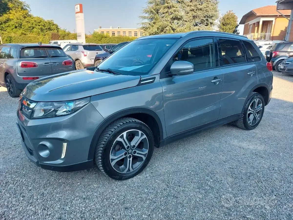 Usata Suzuki Vitara 120 CV (88 kW) 2016 Grigio SUV
