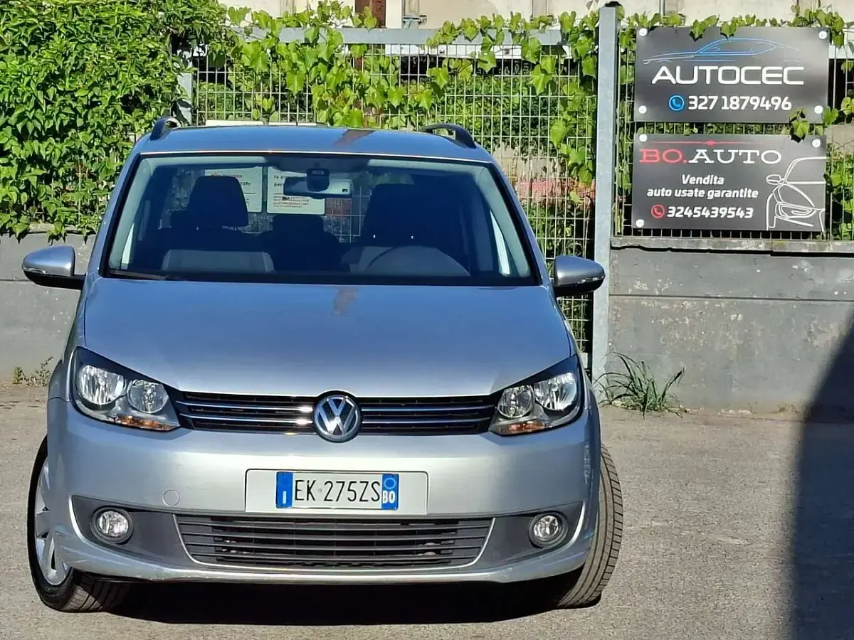 Usata VW Touran Highline 150 CV (110 kW) 2012 Argento Monovolume