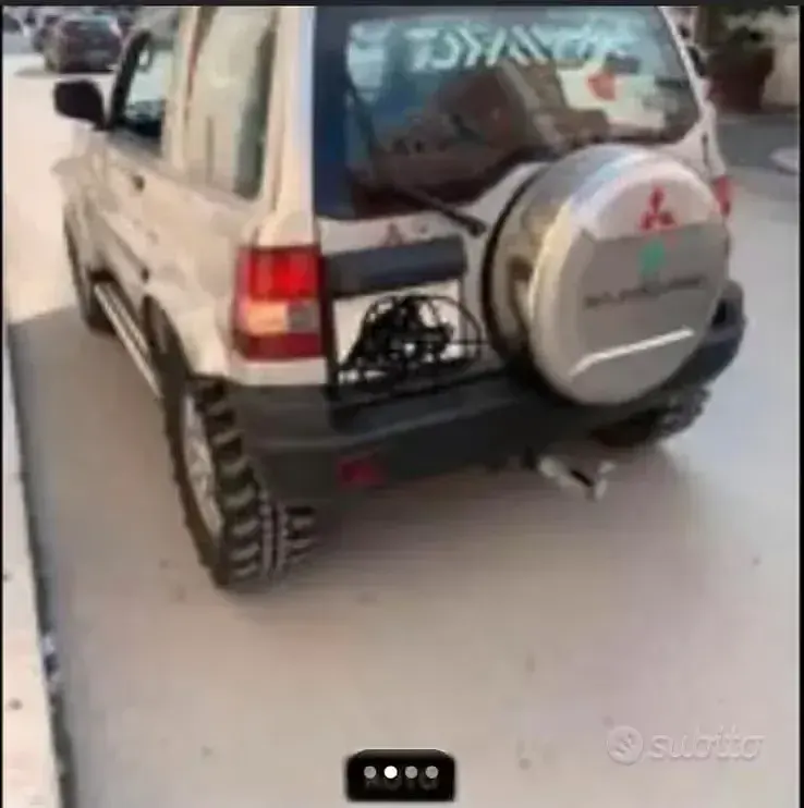Usata Mitsubishi Pajero 120 CV (88 kW) 1999 Grigio SUV