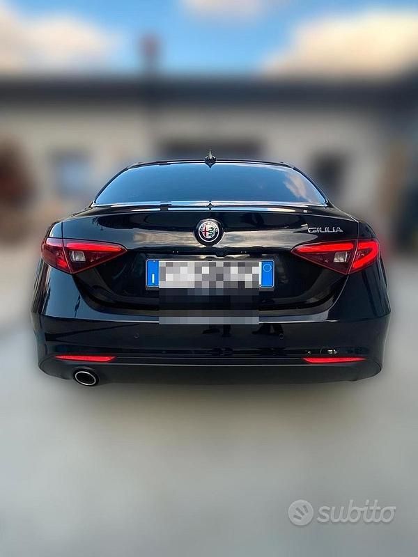 Usata Alfa Romeo Giulia Business 160 CV (117 kW) 2018 Berlina