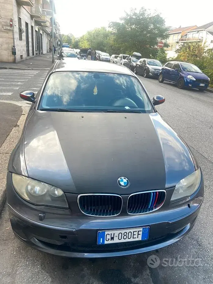 Usata BMW 118 122 CV (89 kW) 2004 Utilitaria