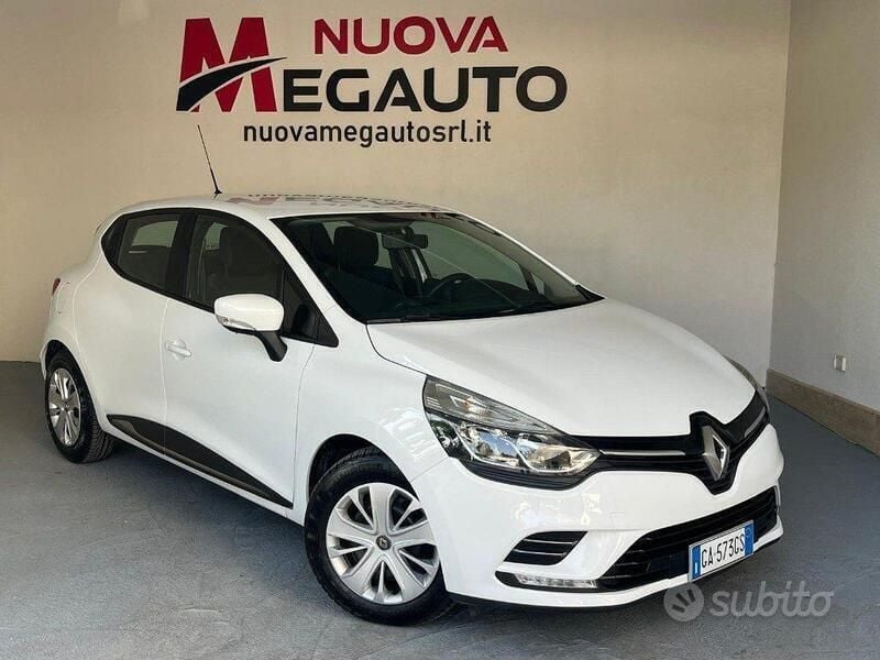 Usata Renault Clio V Business 86 CV (63 kW) 2020 Bianco Utilitaria