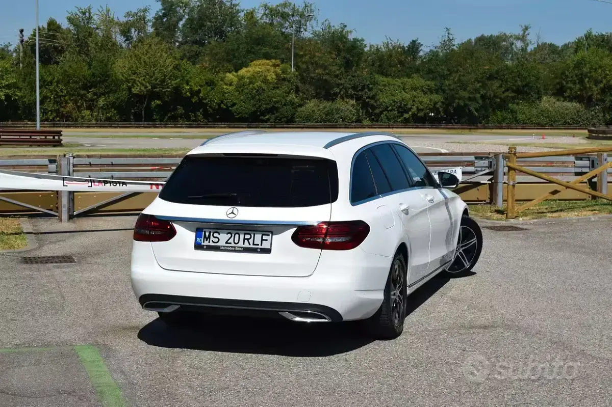 Usata Mercedes C220 Premium 170 CV (125 kW) 2019 Bianco Station wagon