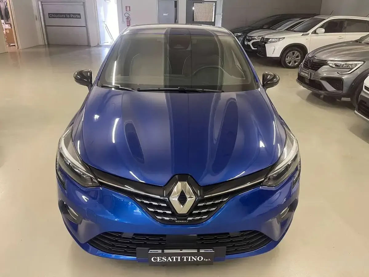 Usata Renault Clio V 101 CV (74 kW) 2023 Blu/azzurro Berlina