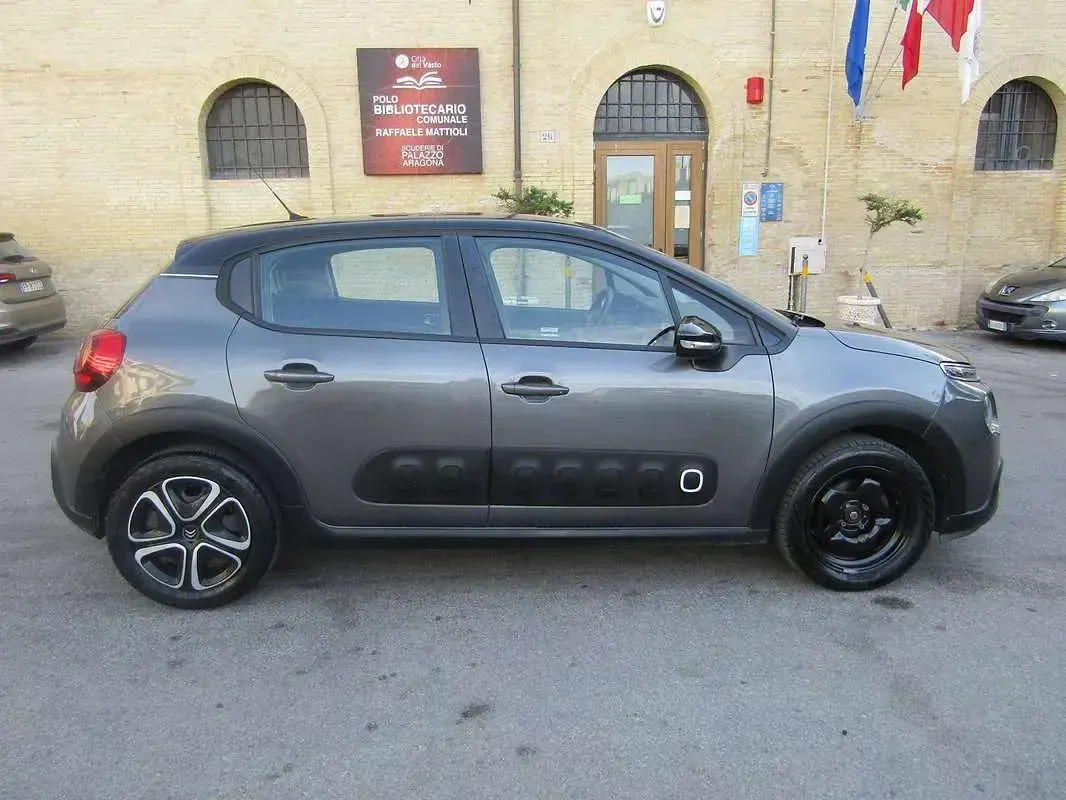 Usata Citroën C3 Feel 82 CV (60 kW) 2018 Grigio Utilitaria