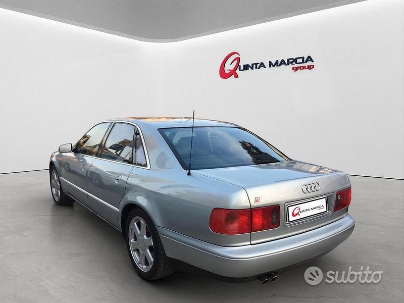Usata Audi S8 340 CV (250 kW) 1998 Grigio Berlina