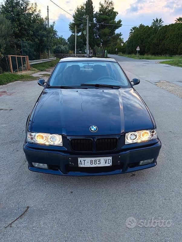 Usata BMW 316 102 CV (75 kW) 1997 Blu Berlina