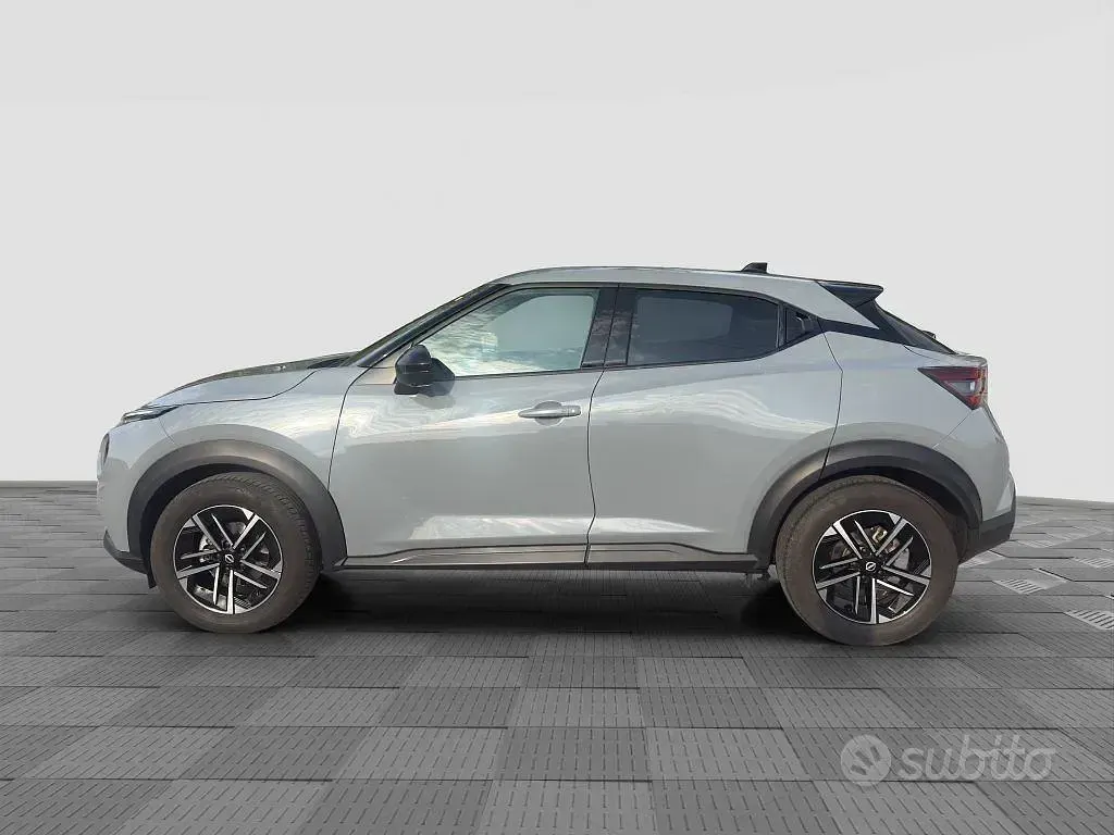 Usata Nissan Juke N-Connecta 114 CV (83 kW) 2025 Grigio SUV