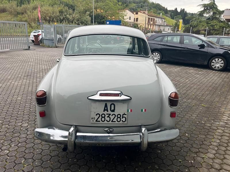 Occasion Alfa Romeo 1900 Super 91 ch (66 kW) 1955 Gris Berline