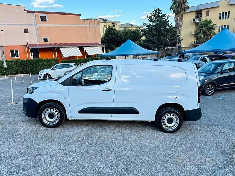 Usata Peugeot Partner S 102 CV (75 kW) 2020 Bianco Monovolume