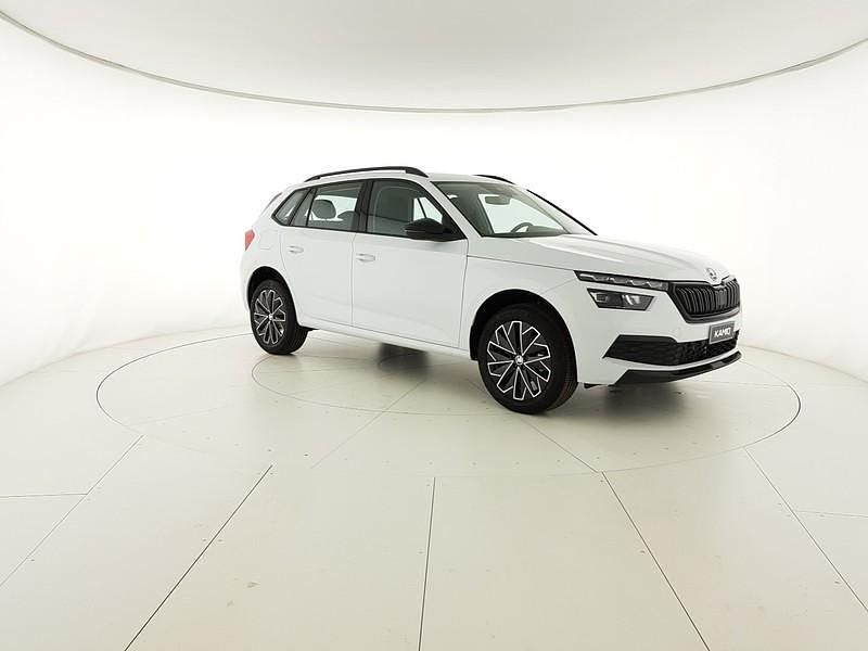 Usata Skoda Kamiq 110 CV (80 kW) 2023 Bianco luna metallizzato SUV