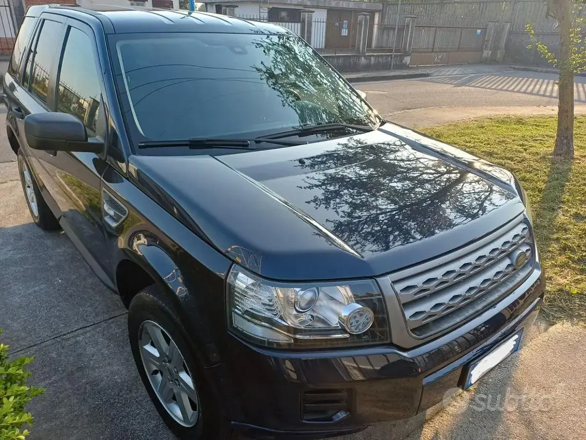 Usata Land Rover Freelander 2 241 CV (177 kW) 2014 Blu SUV