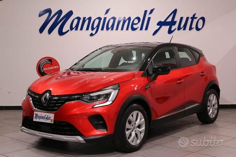 Usata Renault Captur Zen 101 CV (74 kW) 2020 Rosso SUV