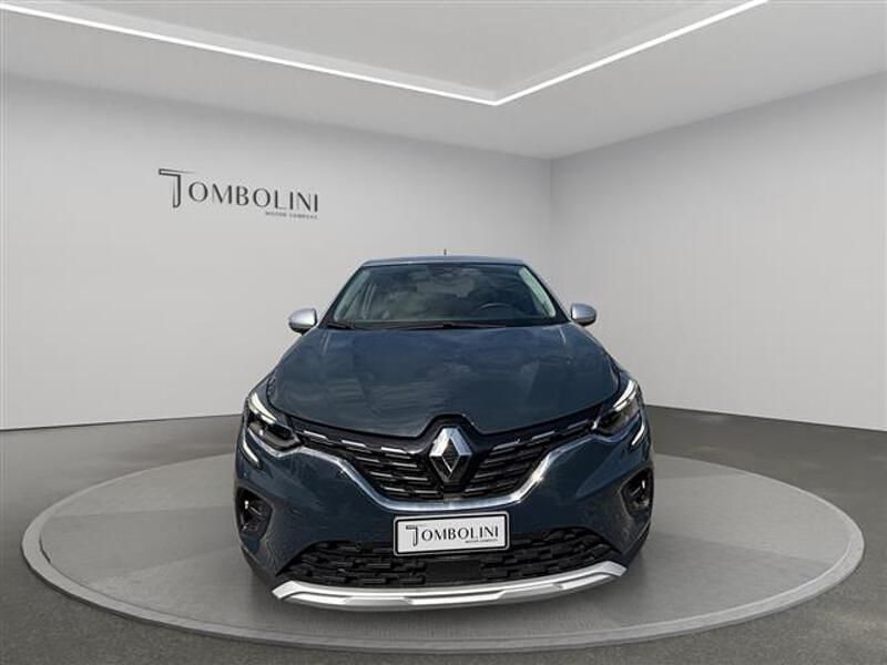 Usata Renault Captur Intens 140 CV (102 kW) 2022 Blu scuro SUV