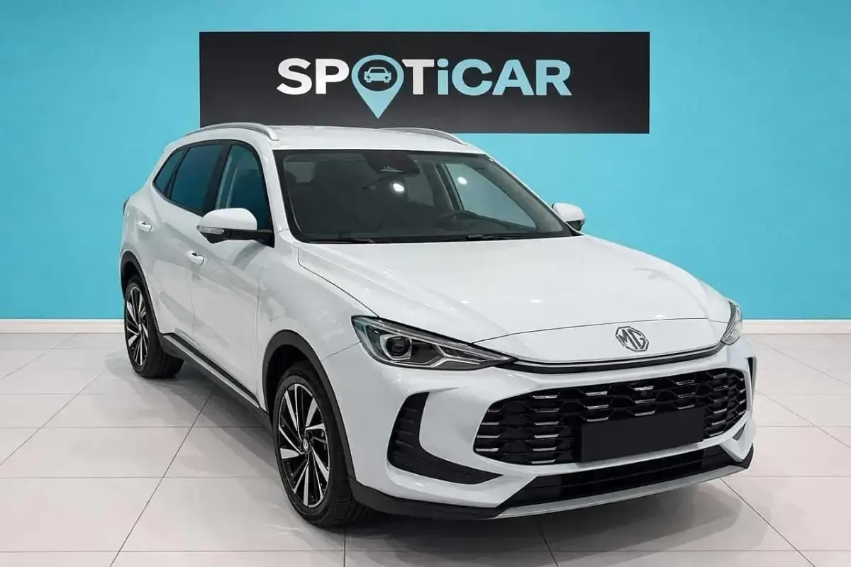 Nuova MG ZS Luxury 197 CV (144 kW) 2026 Bianco SUV