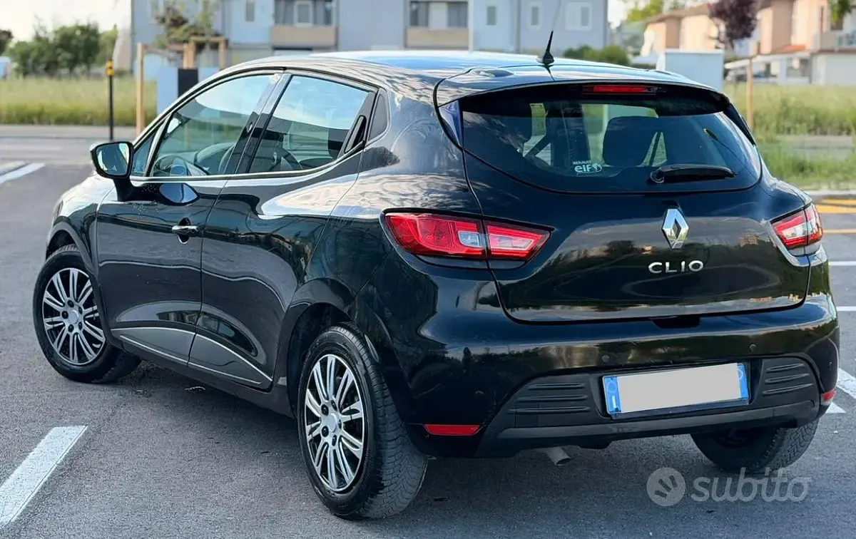 Usata Renault Clio IV 90 CV (66 kW) 2019 Nero Berlina
