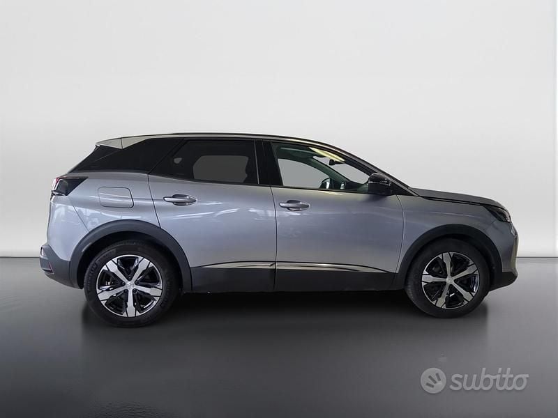 Usata Peugeot 3008 Allure 131 CV (96 kW) 2023 Grigio SUV