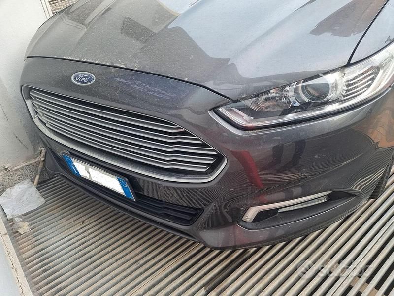 Usata Ford Mondeo S 150 CV (110 kW) 2016 Grigio Station wagon