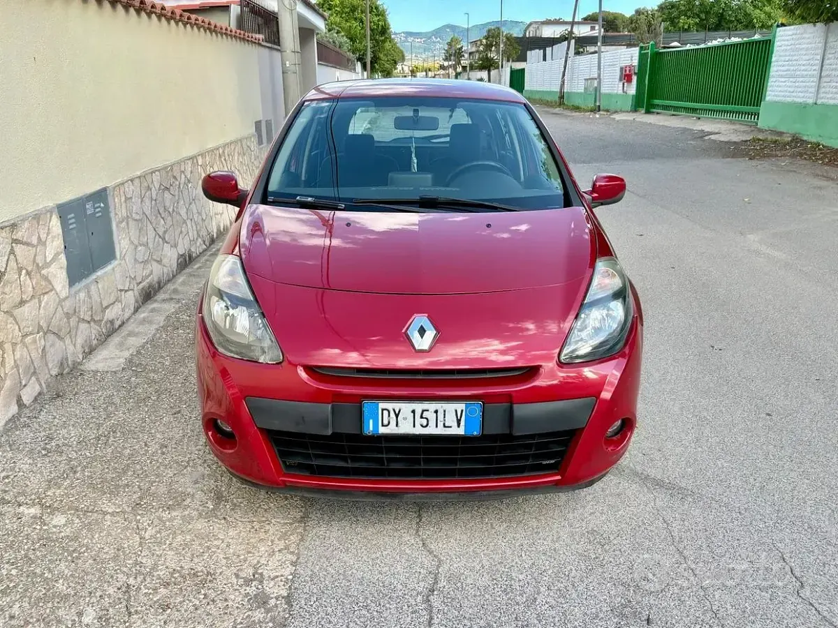Usata Renault Clio II 72 CV (52 kW) 2010 Rosso Berlina