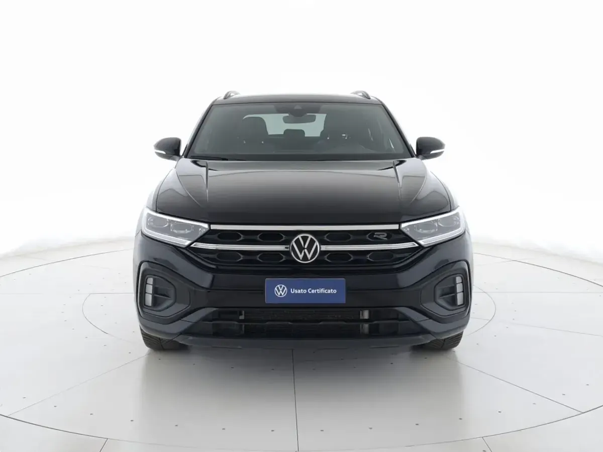 Usata VW T-Roc R-line 150 CV (110 kW) 2023 Deep black perlato SUV