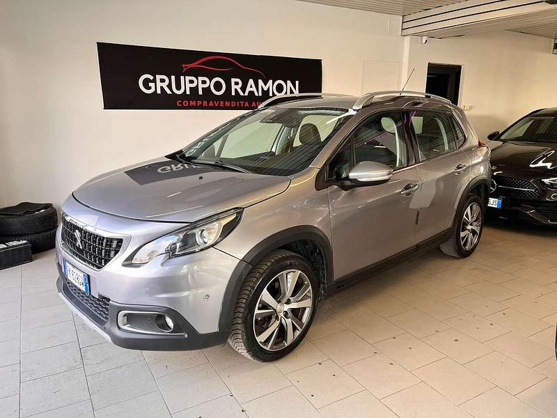 Usata Peugeot 2008 Allure 110 CV (80 kW) 2017 Grigio SUV