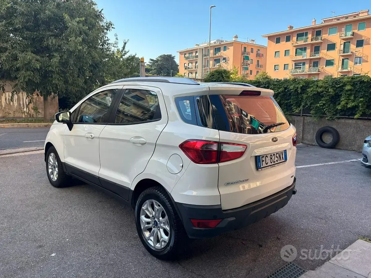 Usata Ford Ecosport Titanium 125 CV (91 kW) 2016 Bianco SUV