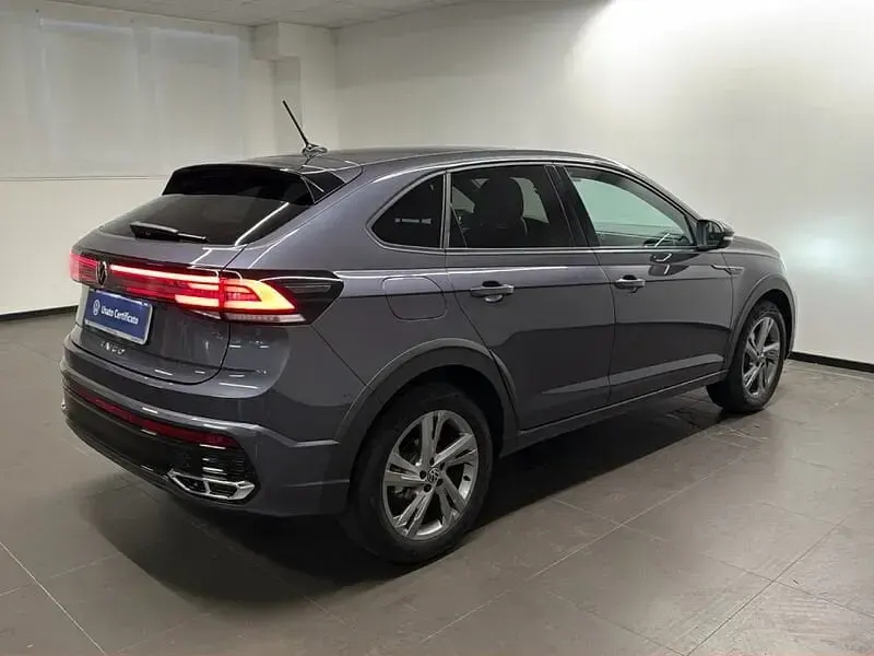 Usata VW Taigo R-line 110 CV (80 kW) 2024 Grigio SUV